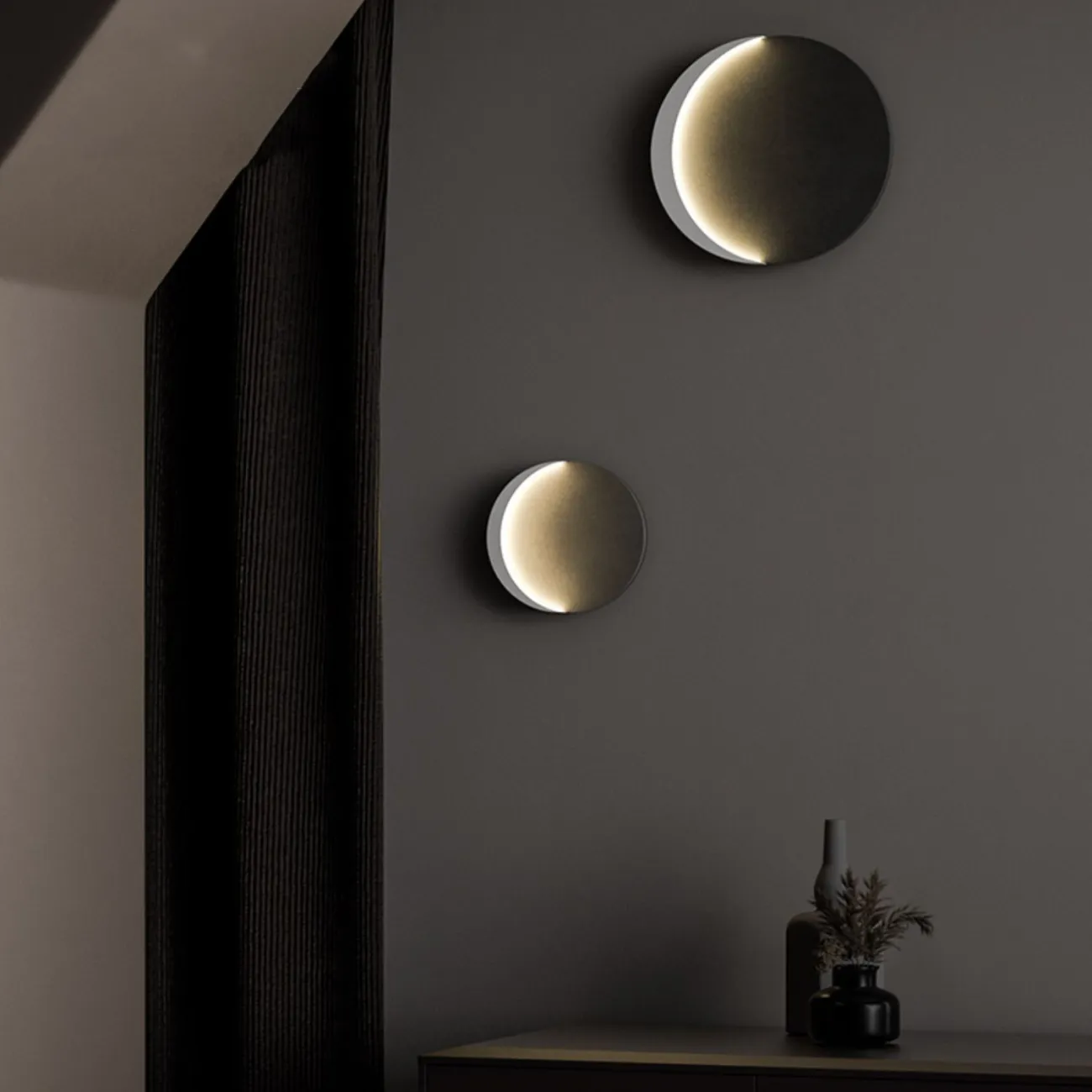 Серия настенных светодиодных светильников с каменным корпусом в форме диска с эффектом затмения ZORAN L37