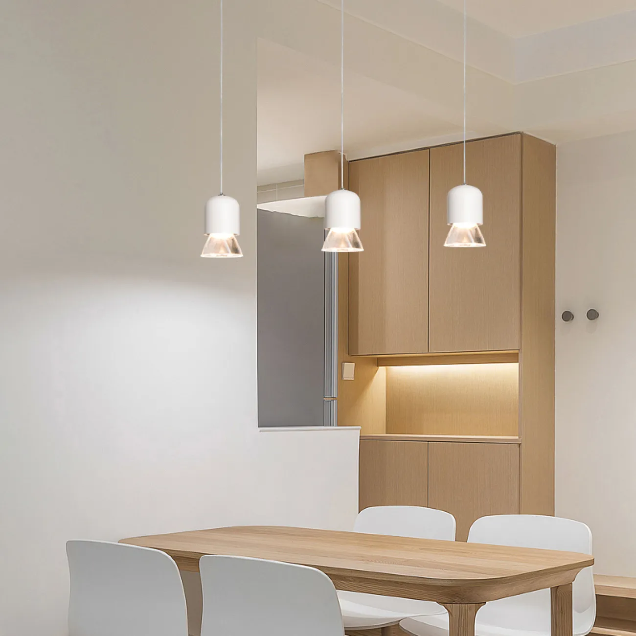 Подвесной светильник ADAR White Трехцветный свет от ImperiumLoft