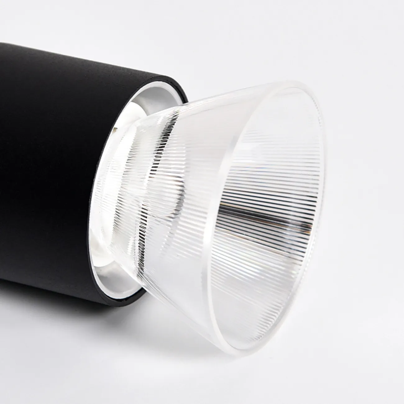 Подвесной светильник ADAR White Трехцветный свет от ImperiumLoft