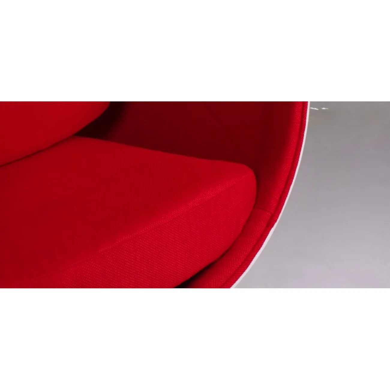 Кресло шар Ball Chair designed by Eero Aarnio in 1963 от LaLume