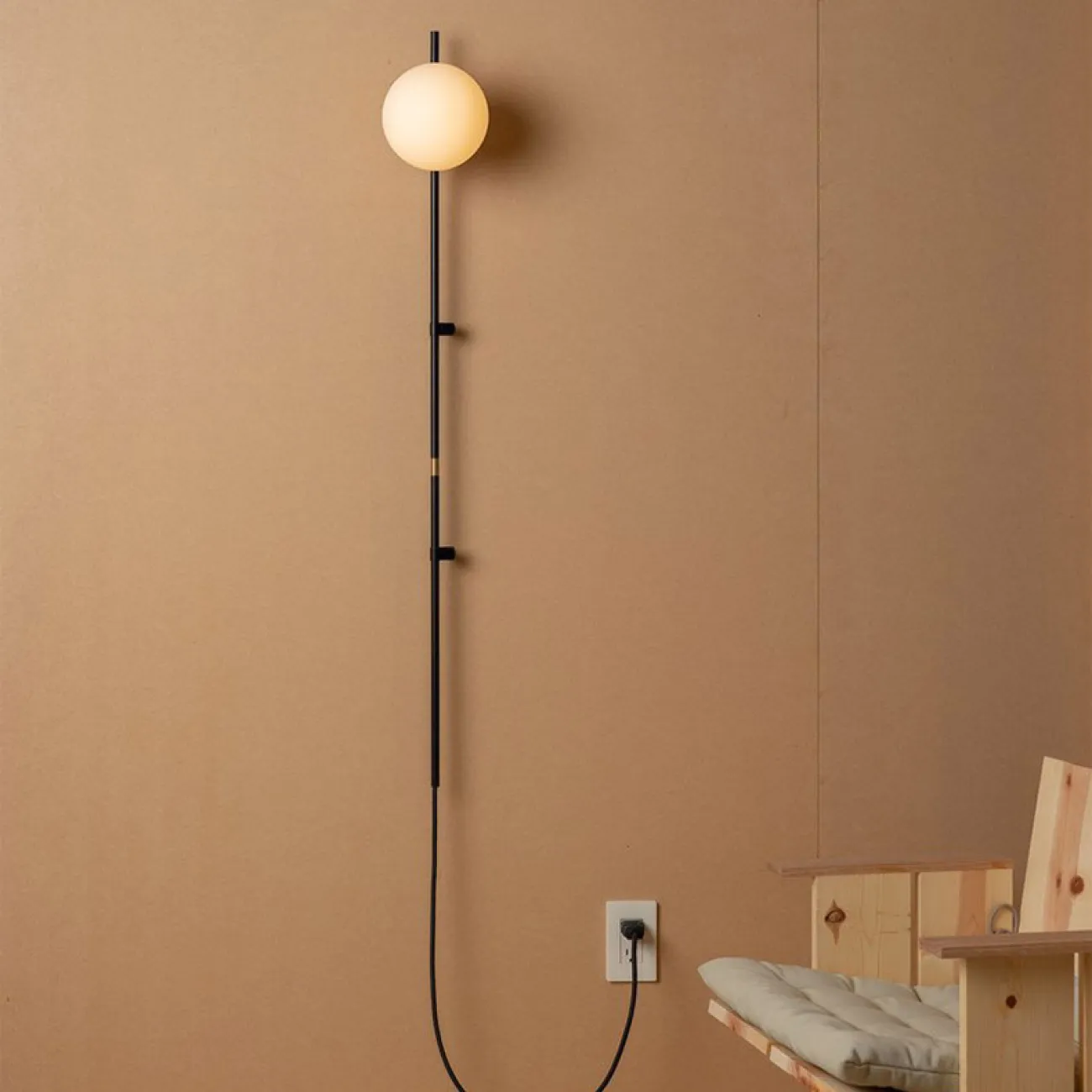 Настенный светильник JUNO от ImperiumLoft