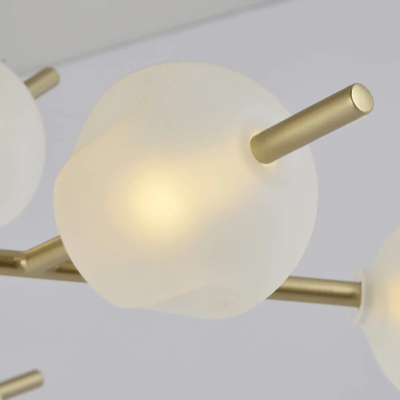 Люстра на штанге VIDE 15 от ImperiumLoft Люстра на штанге VIDE 15 от ImperiumLoft