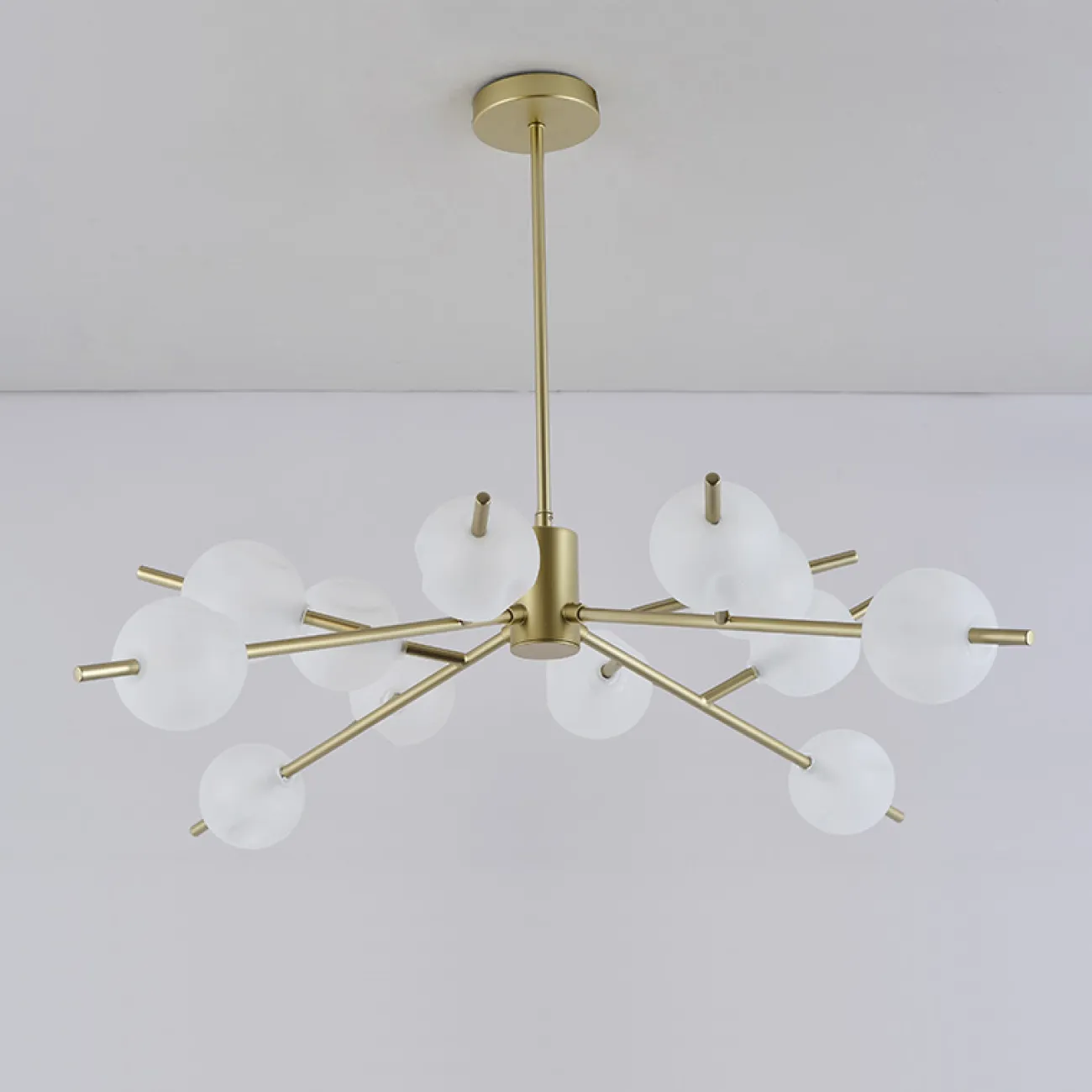 Люстра на штанге VIDE 12 от ImperiumLoft Люстра на штанге VIDE 12 от ImperiumLoft