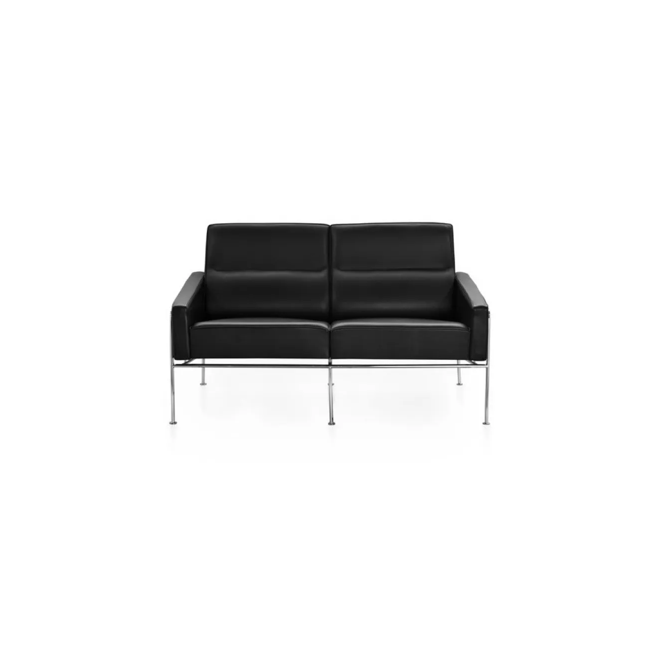 Диван 3300 series 2 seater designed by Arne Jacobsen		 in 1958 от LaLume