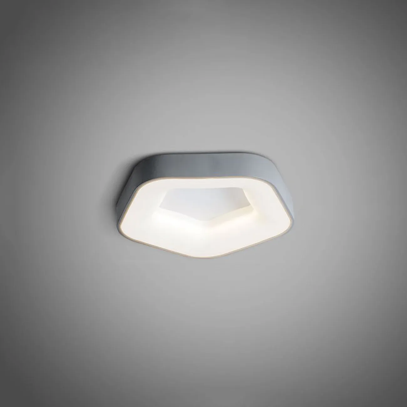 Потолочный светильник GUNA от ImperiumLoft