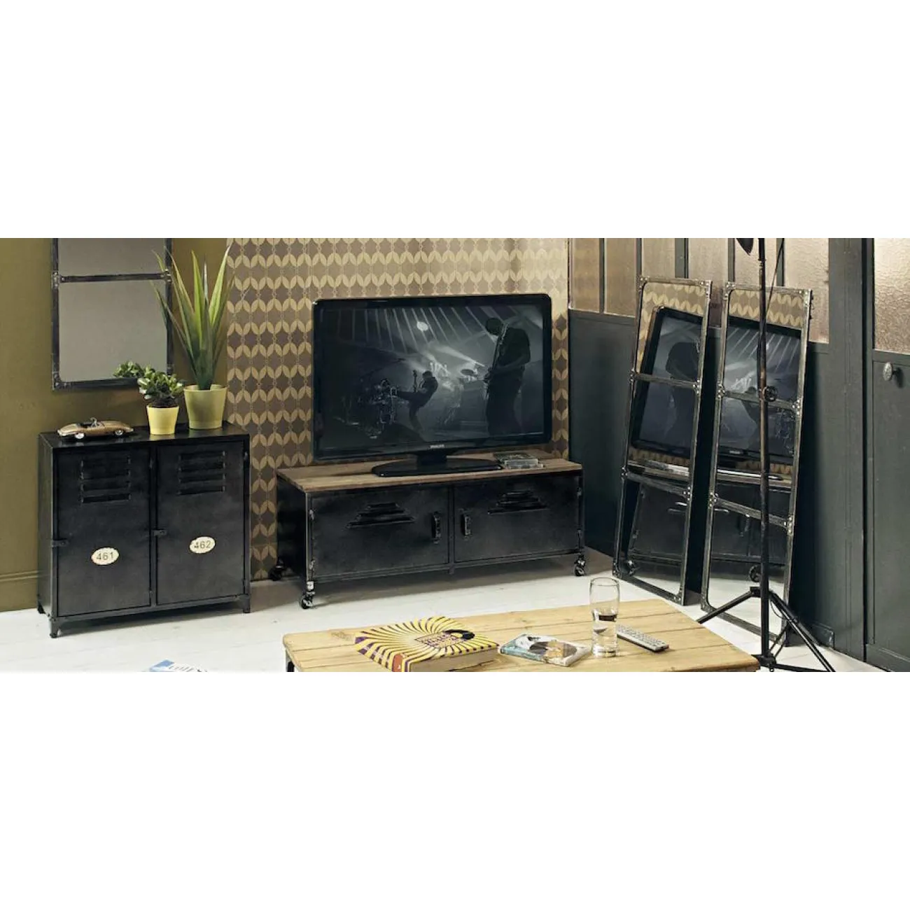 Буфет Industrial Rust Metal Wyne Chest от LaLume