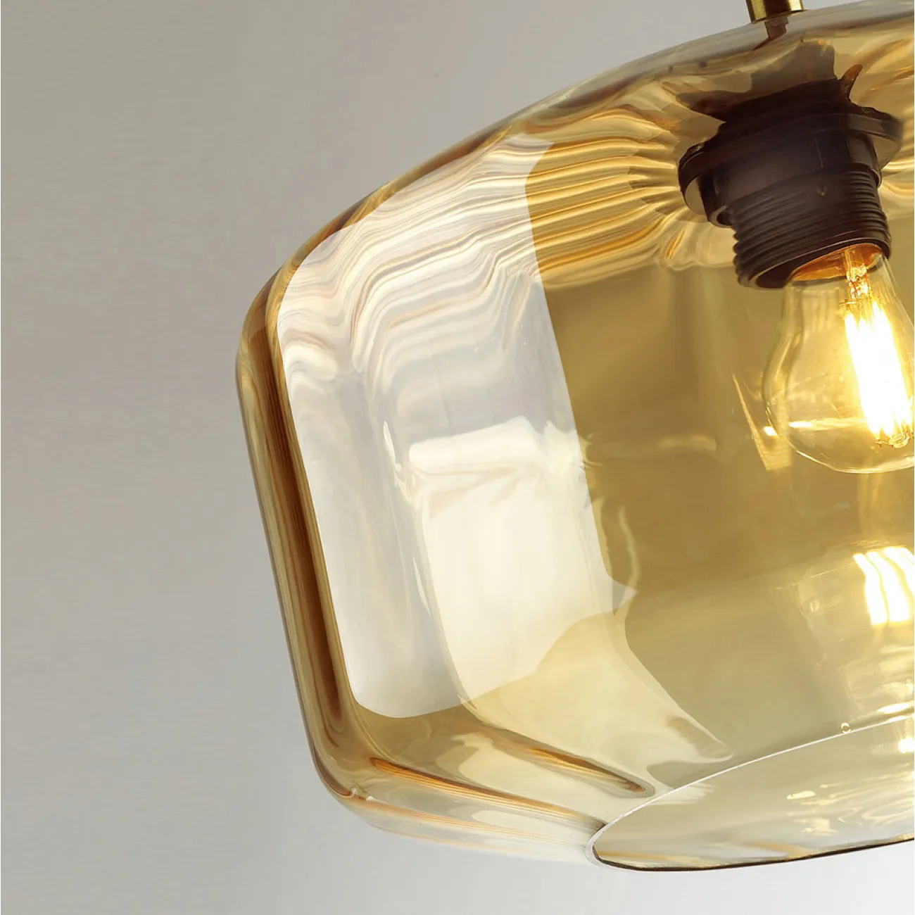 Подвесной светильник HARZARD ONE amber от ImperiumLoft