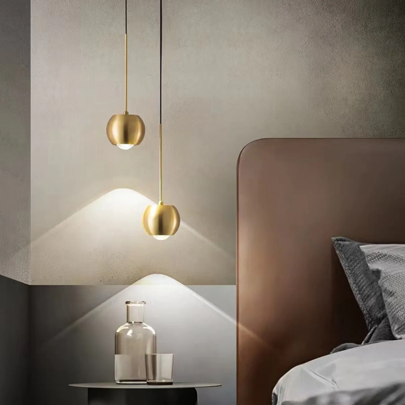 Готовая комбинация подвесных светодиодных светильников с двумя шарообразными плафонами, оснащенными оптическими линзами FLORRY DUO Готовая комбинация подвесных светодиодных светильников с двумя шарообразными плафонами, оснащенными оптическими линзами FLORRY DUO