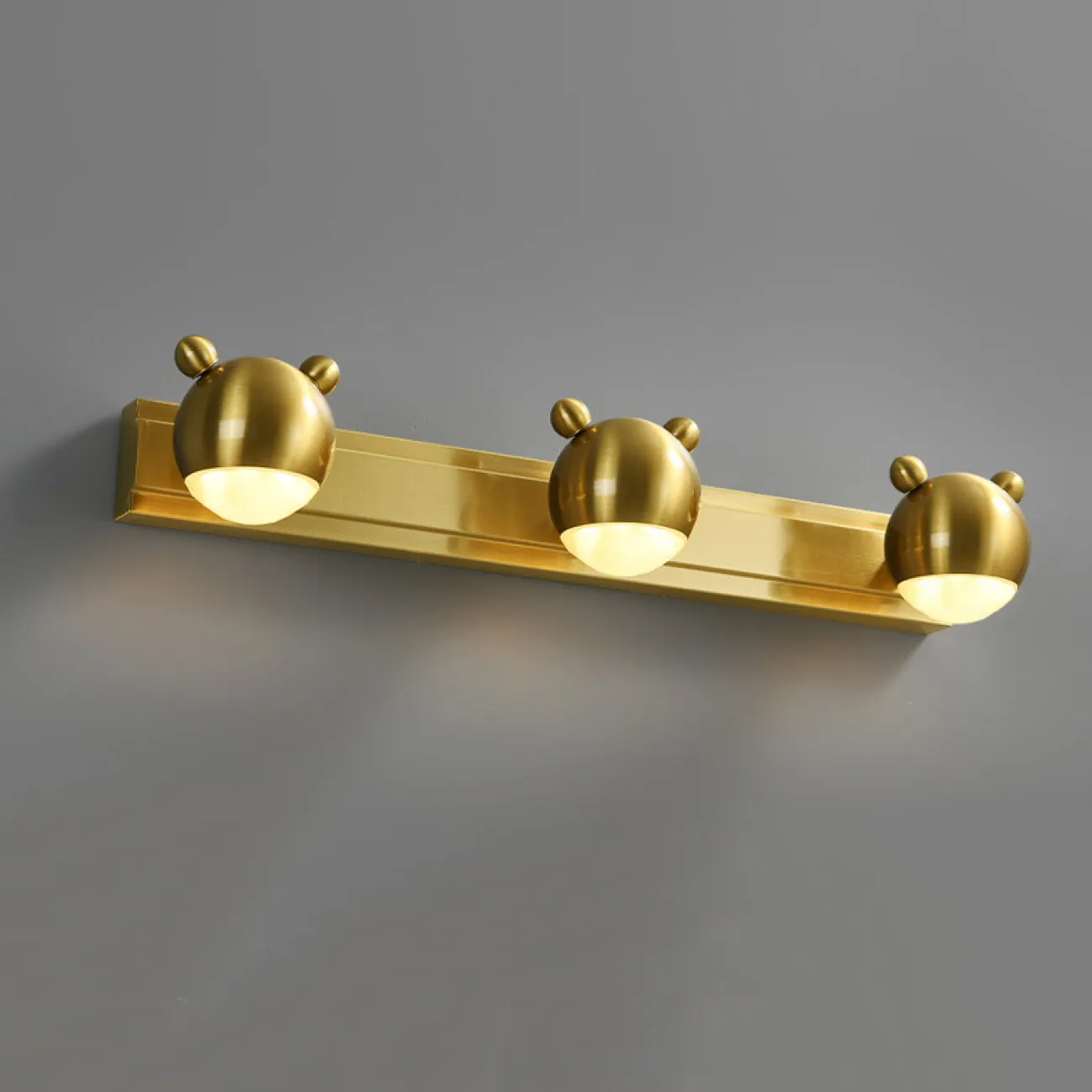 Настенный светильник BEAR L4 от ImperiumLoft