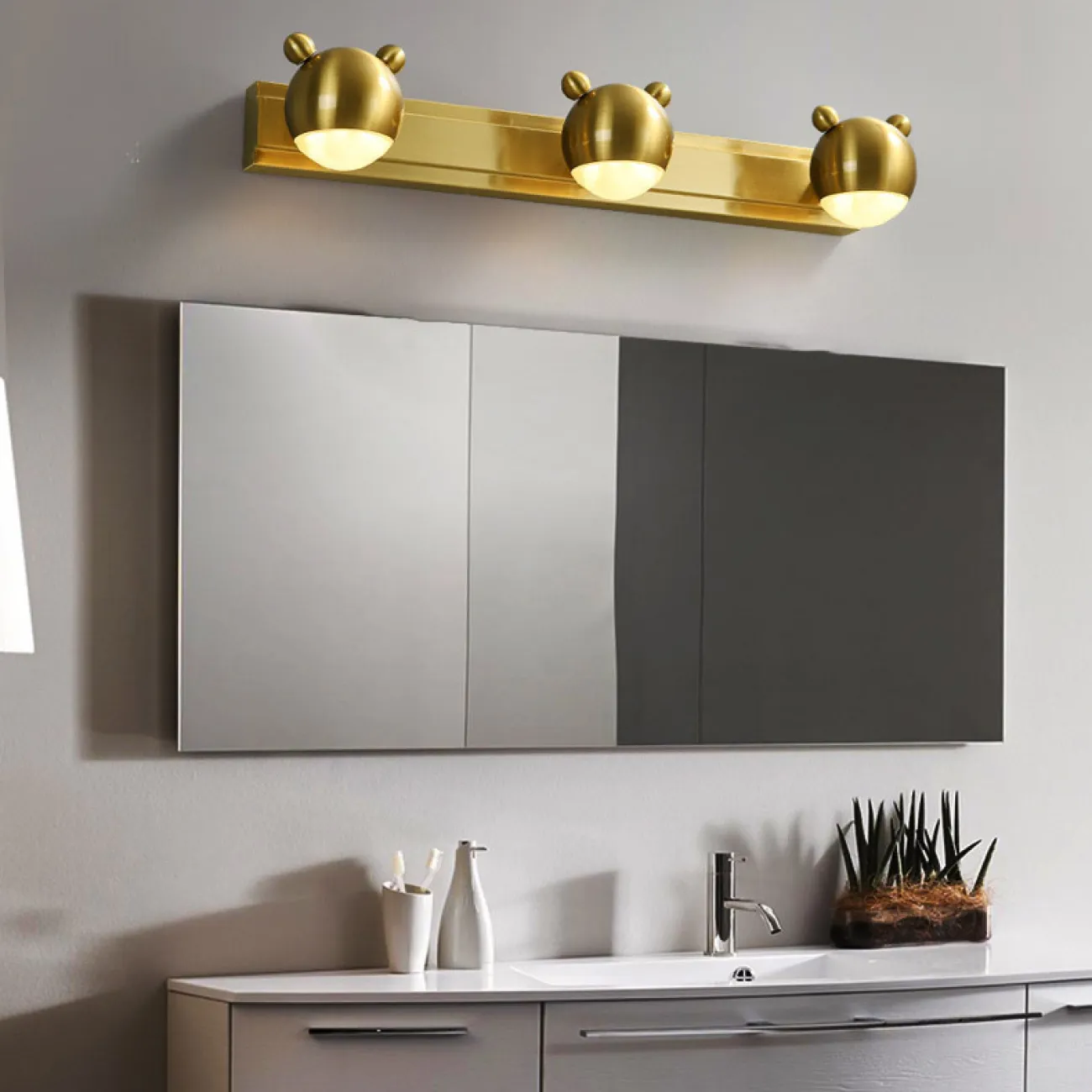 Настенный светильник BEAR L4 от ImperiumLoft