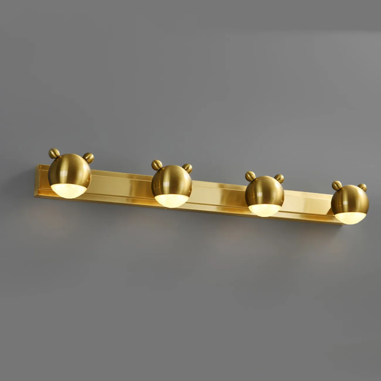 Настенный светильник BEAR L4 от ImperiumLoft