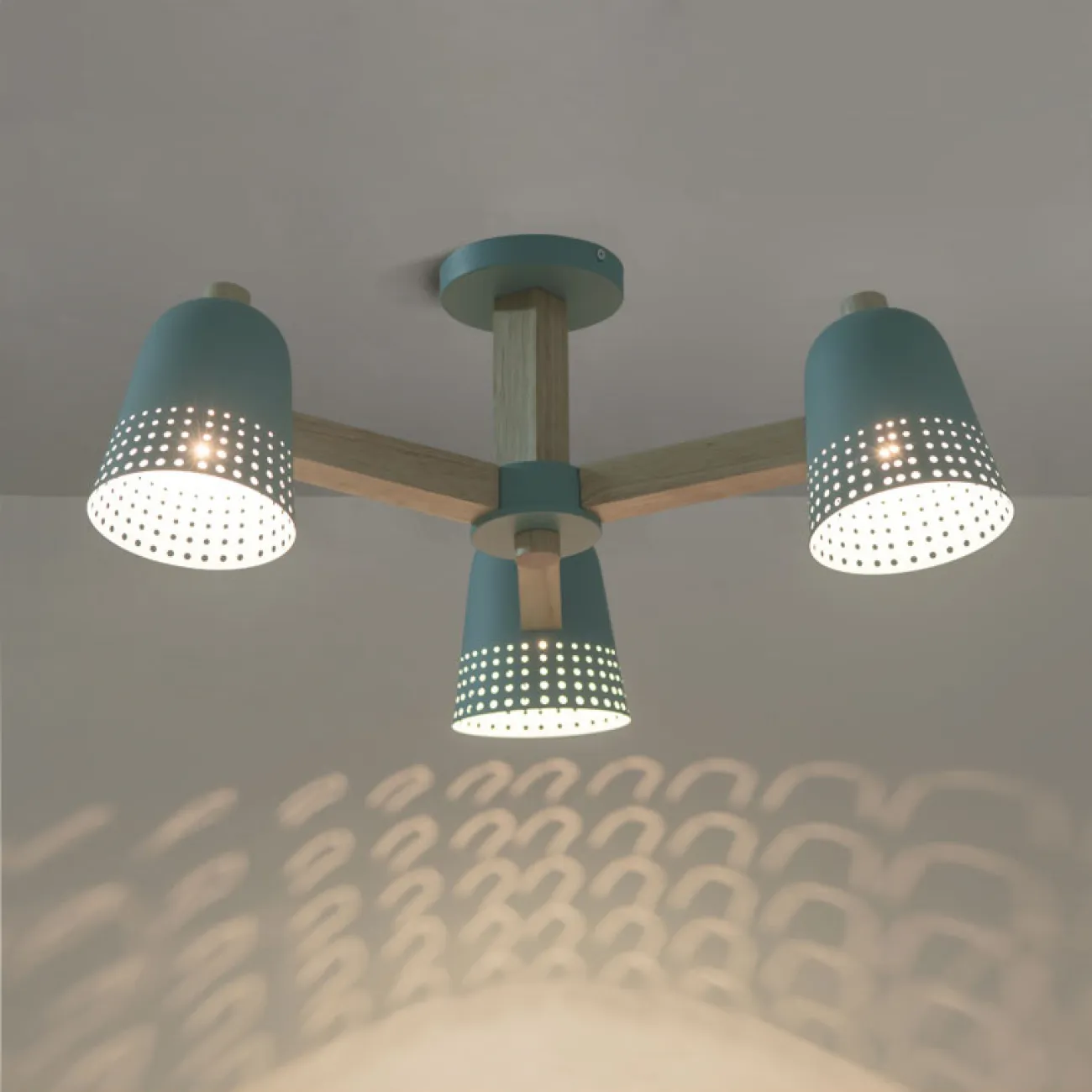 Люстра на штанге TRACERY 3 lamps от ImperiumLoft