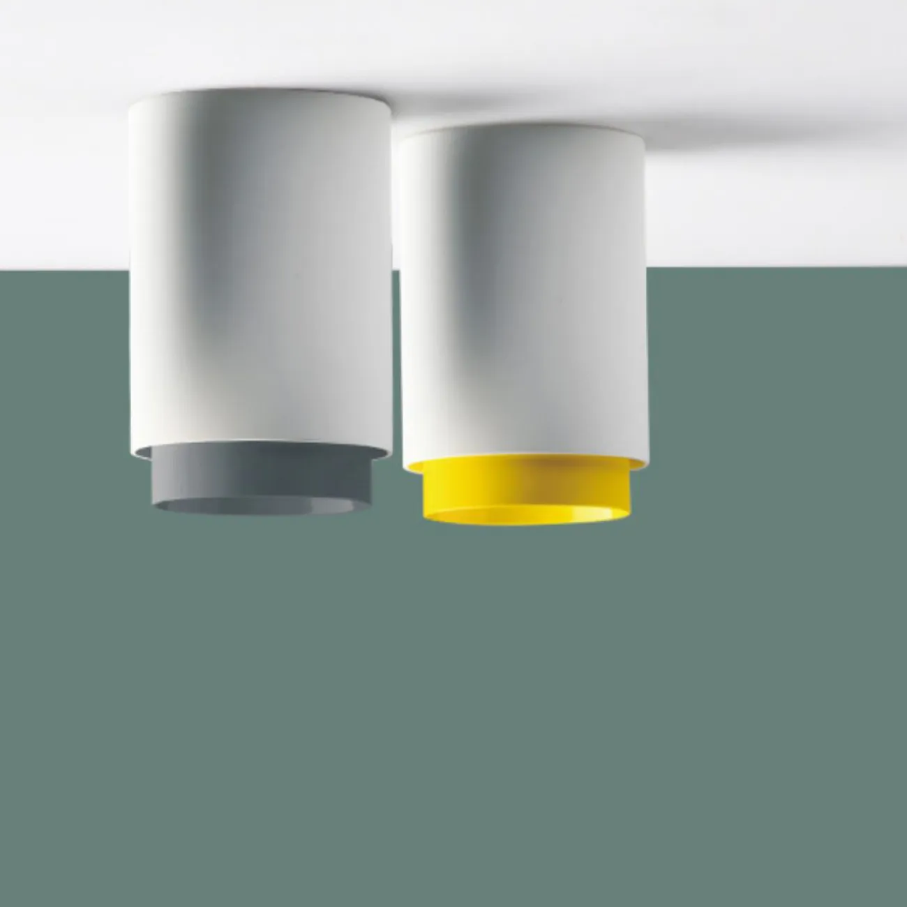 Накладной точечный светильник c плафоном цилиндрической формы RESTON White Yellow 4000К