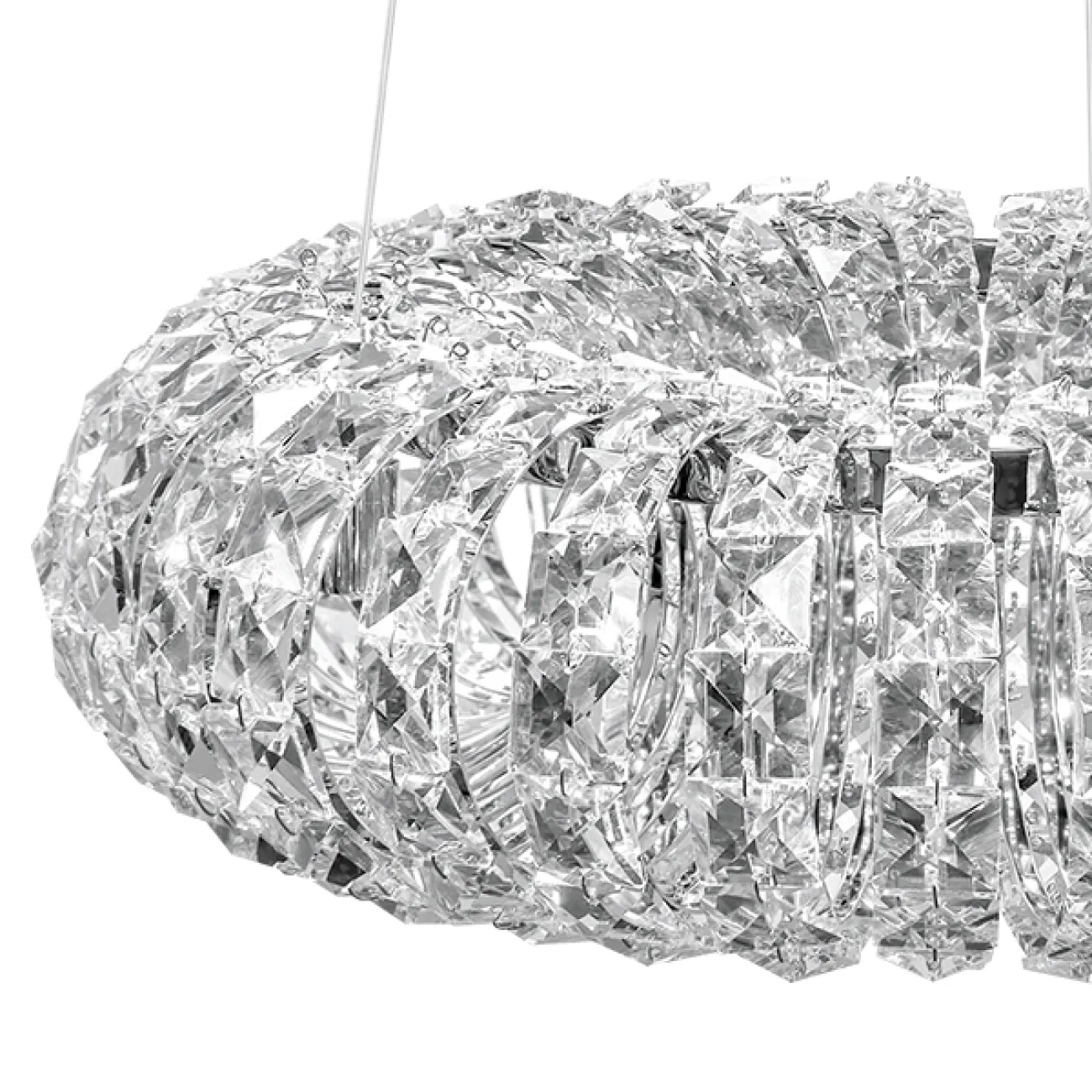 Кольцевая люстра с плафоном из хрустальных страз LERD от ImperiumLoft