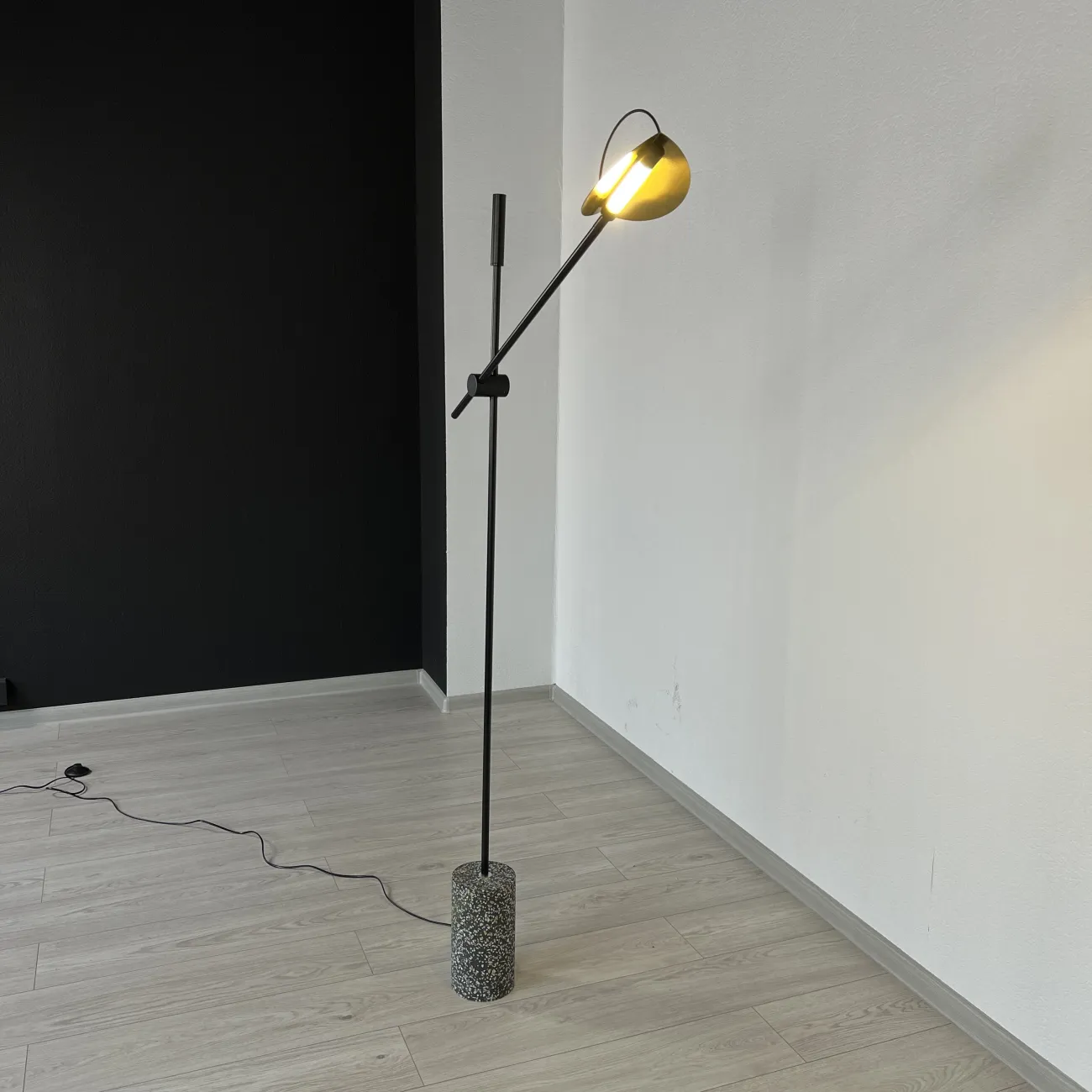 Торшер BOLIA LEAVES black от ImperiumLoft