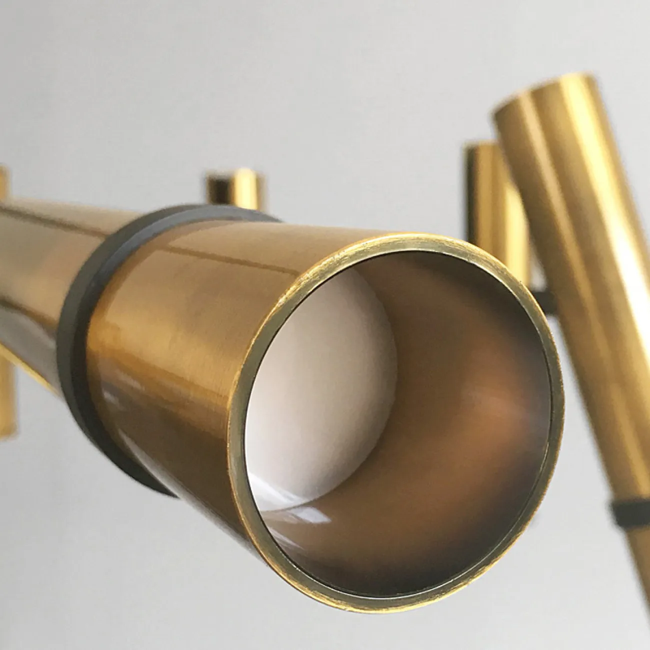 Люстра на штанге REACT D54 от ImperiumLoft Люстра на штанге REACT D54 от ImperiumLoft