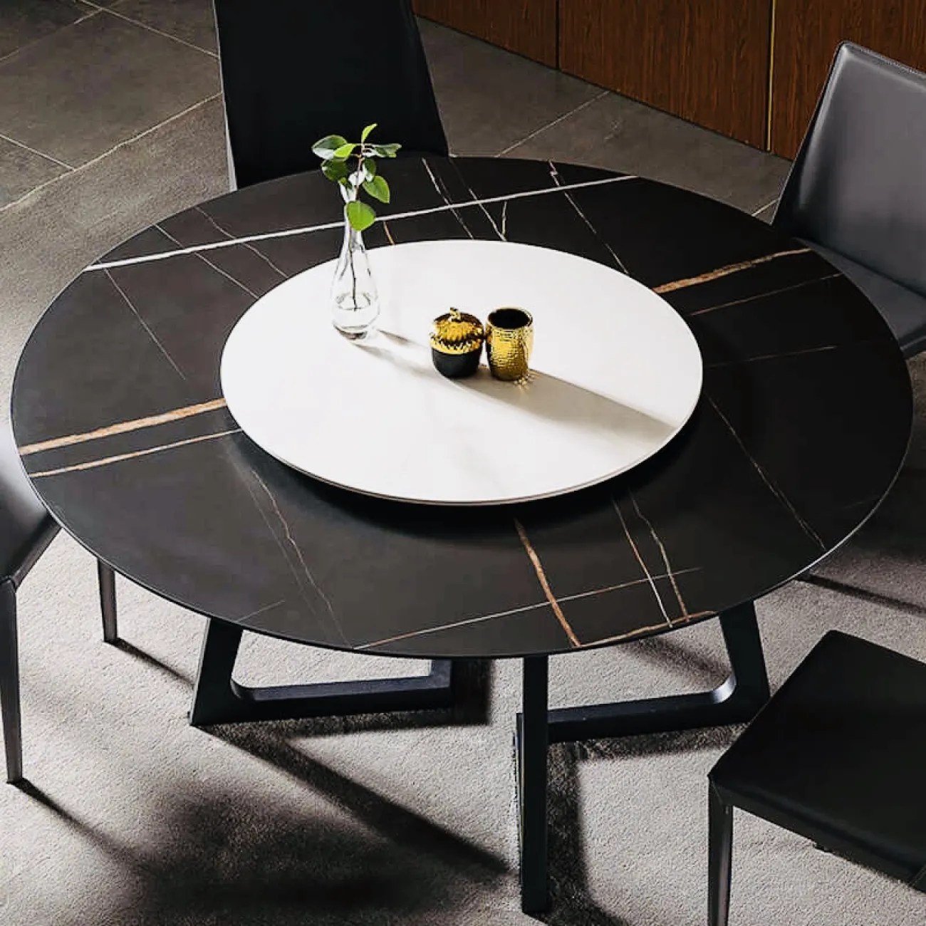 Дизайнерский обеденный стол LaLume-AZ00373 Дизайнерский обеденный стол LaLume-AZ00373