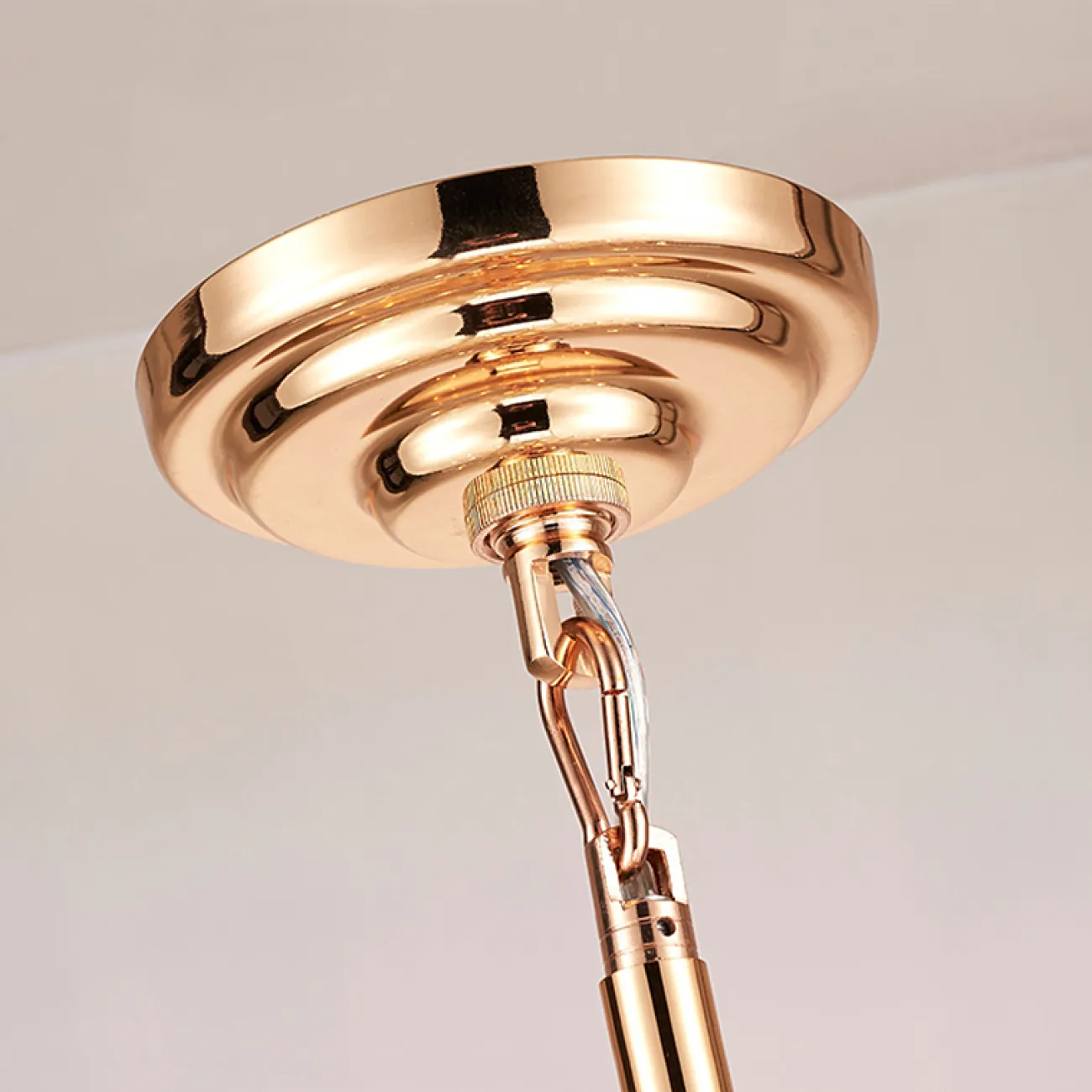 Люстра BRASS AND GLASS LOOP CHANDELIER D80 от ImperiumLoft