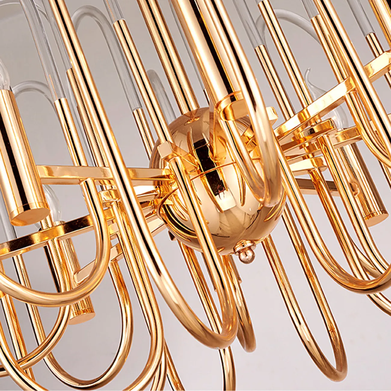 Люстра BRASS AND GLASS LOOP CHANDELIER D80 от ImperiumLoft