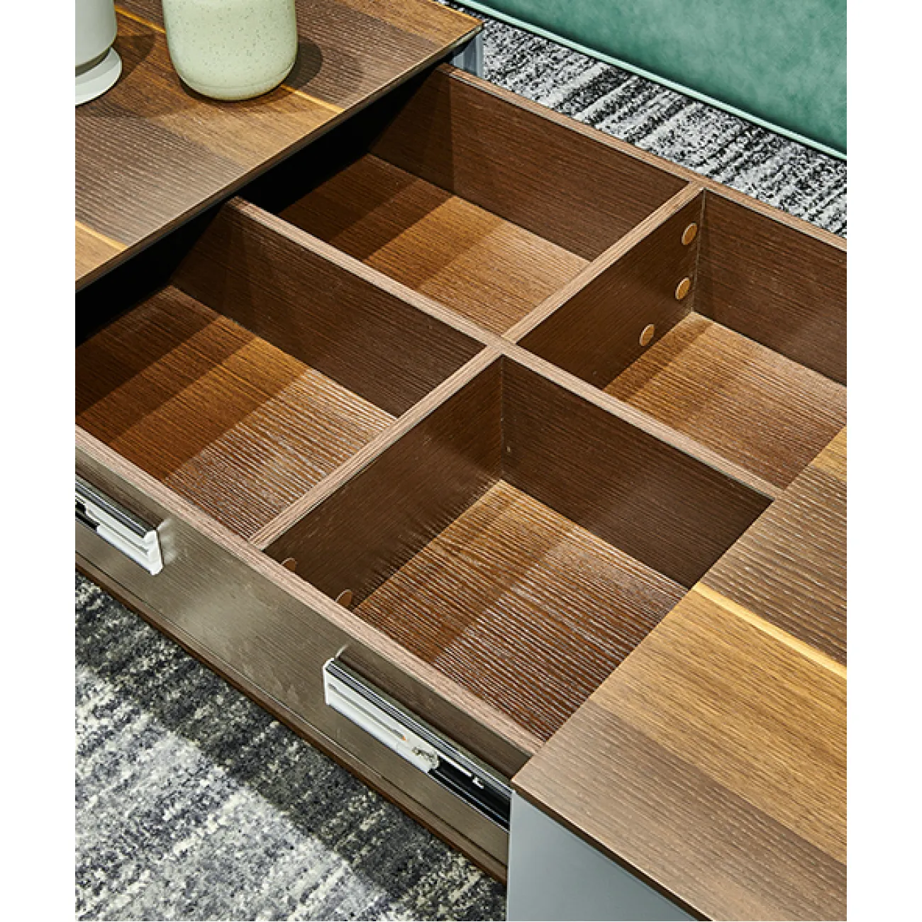 Дизайнерский журнальный столик - LaLume-AP00353