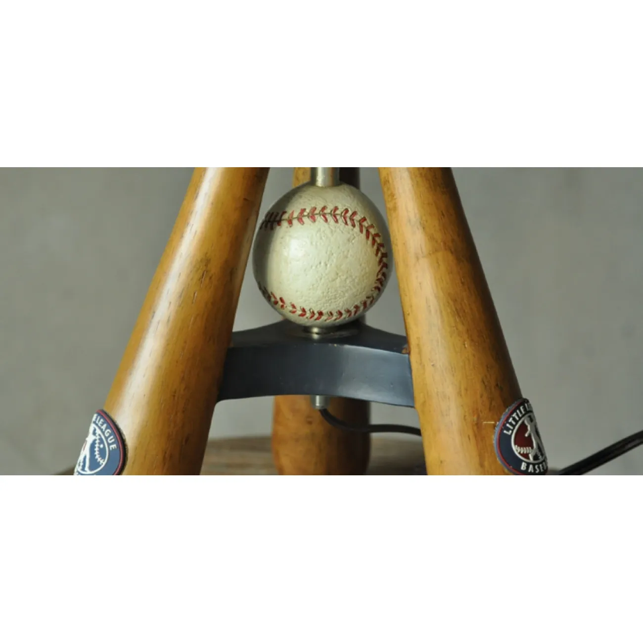Настольная лампа Baseball vintage от LaLume