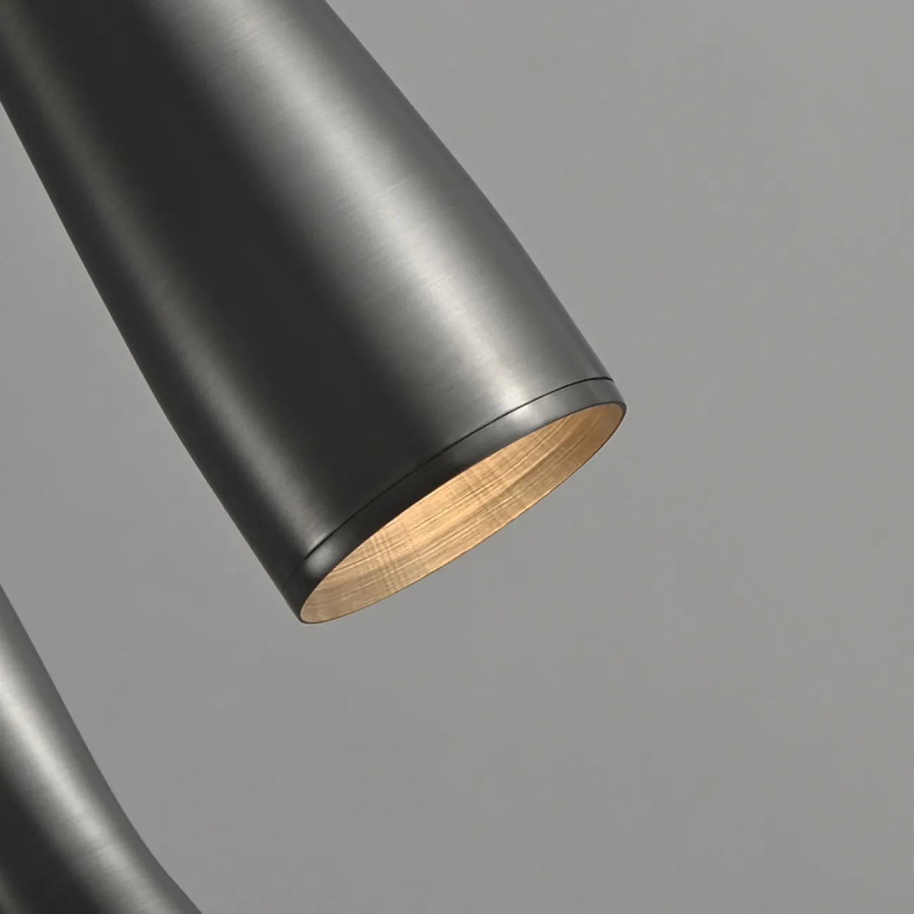 Готовая комбинация подвесных светодиодных светильников c латунным корпусом в форме песочных часов ORVIN DUO Brass