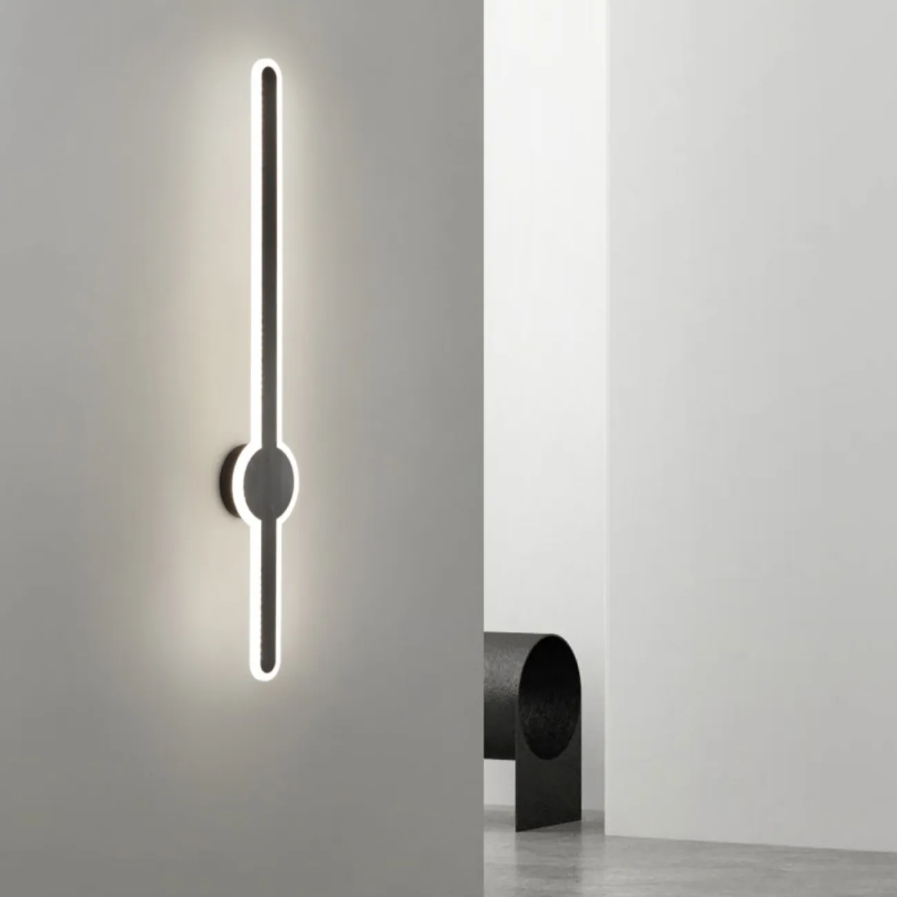 Серия настенных светодиодных светильников с вытянутым прямоугольным корпусом ACHIM H102 Brass