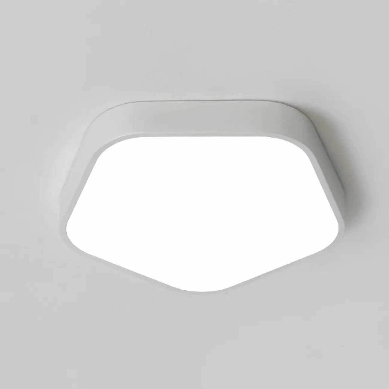 Потолочный светильник PENTA от ImperiumLoft Потолочный светильник PENTA от ImperiumLoft