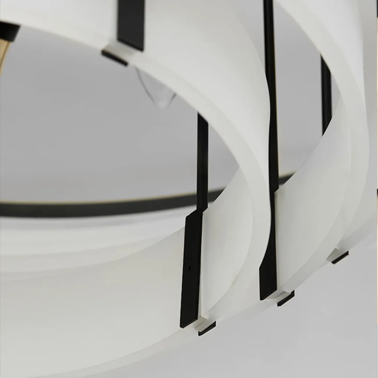 Подвесная люстра SOUDA от ImperiumLoft