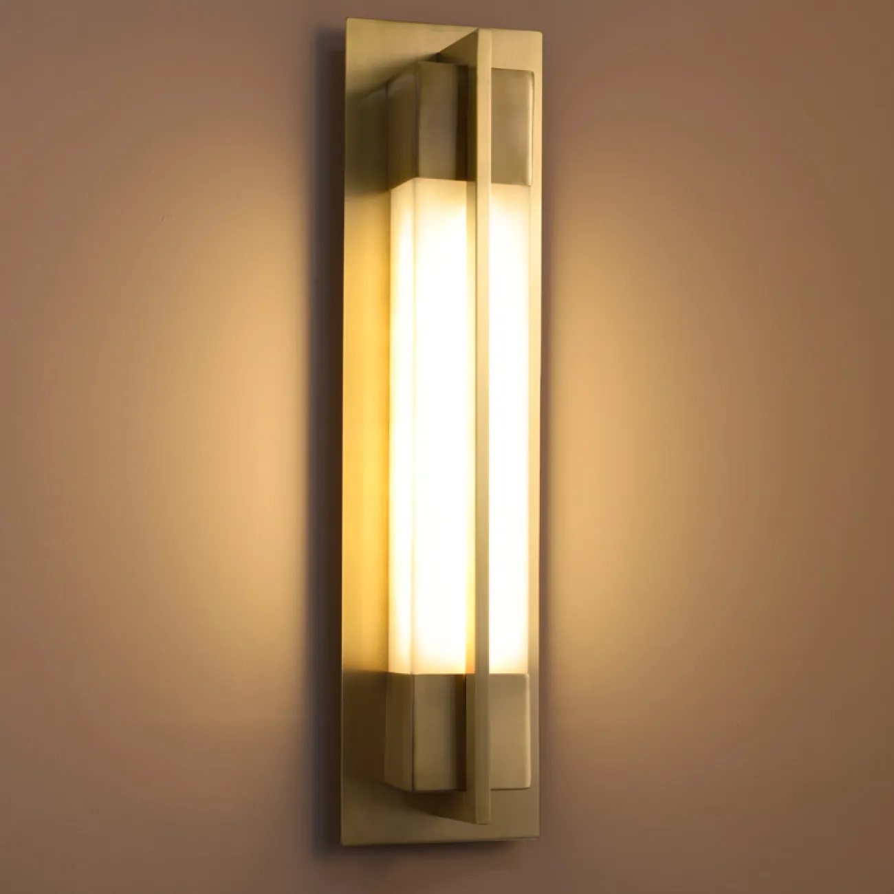 Настенный светильник GLEE C H55 Black от ImperiumLoft