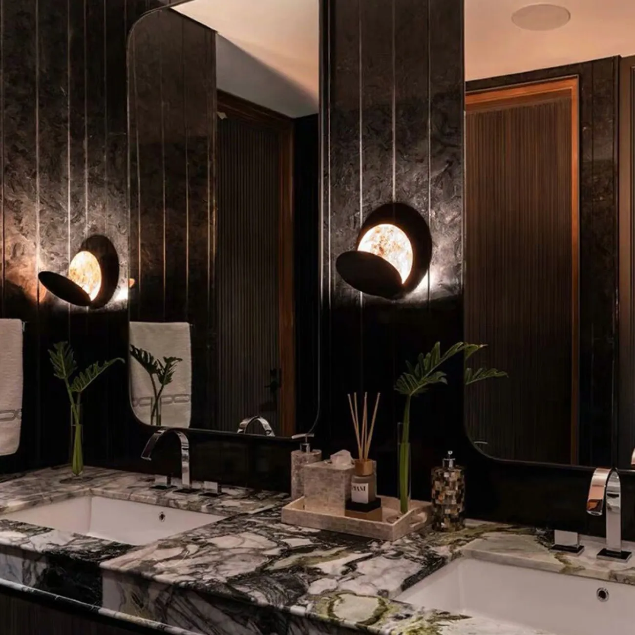 Настенный светильник JOLIEN Bronze от ImperiumLoft