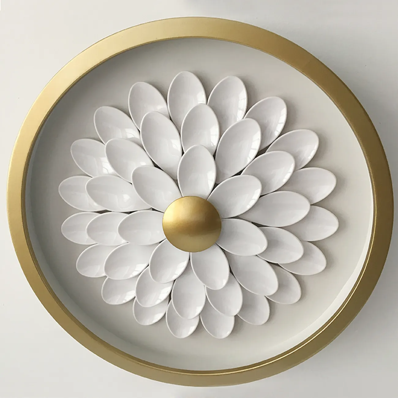 Потолочная люстра PETALS C D70 Gold от ImperiumLoft