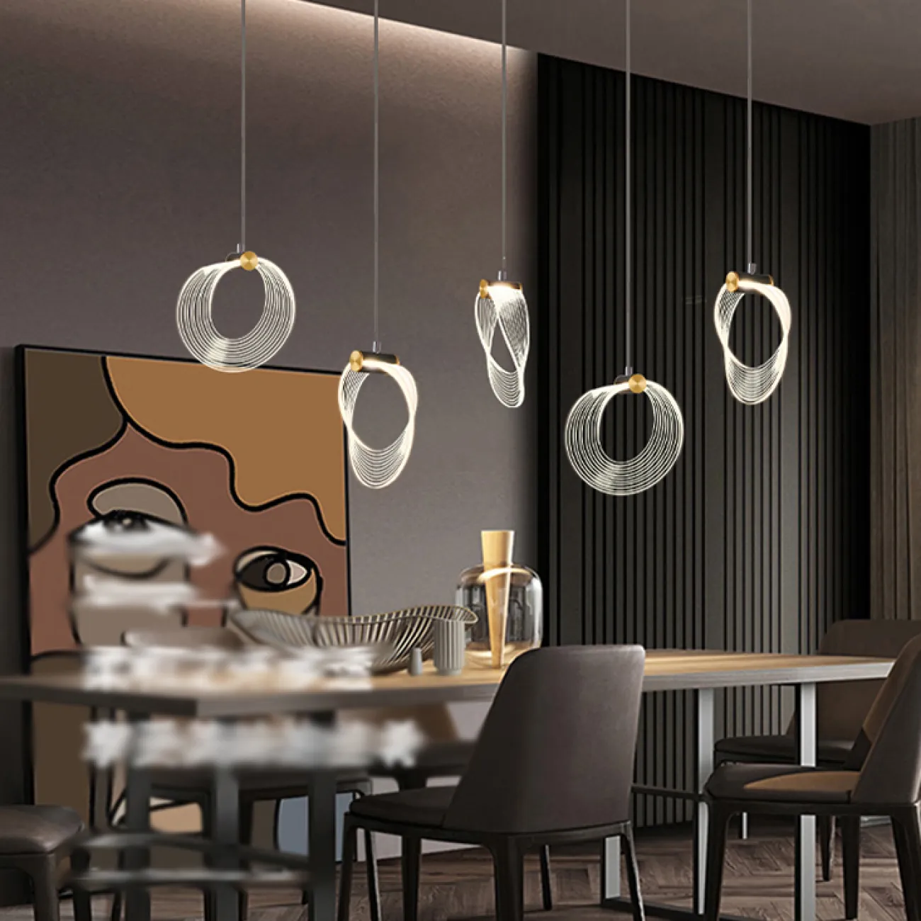 Готовая комбинация подвесных светодиодных светильников c прозрачными рассеивателями кольцевидной формы FLAVIUS L55