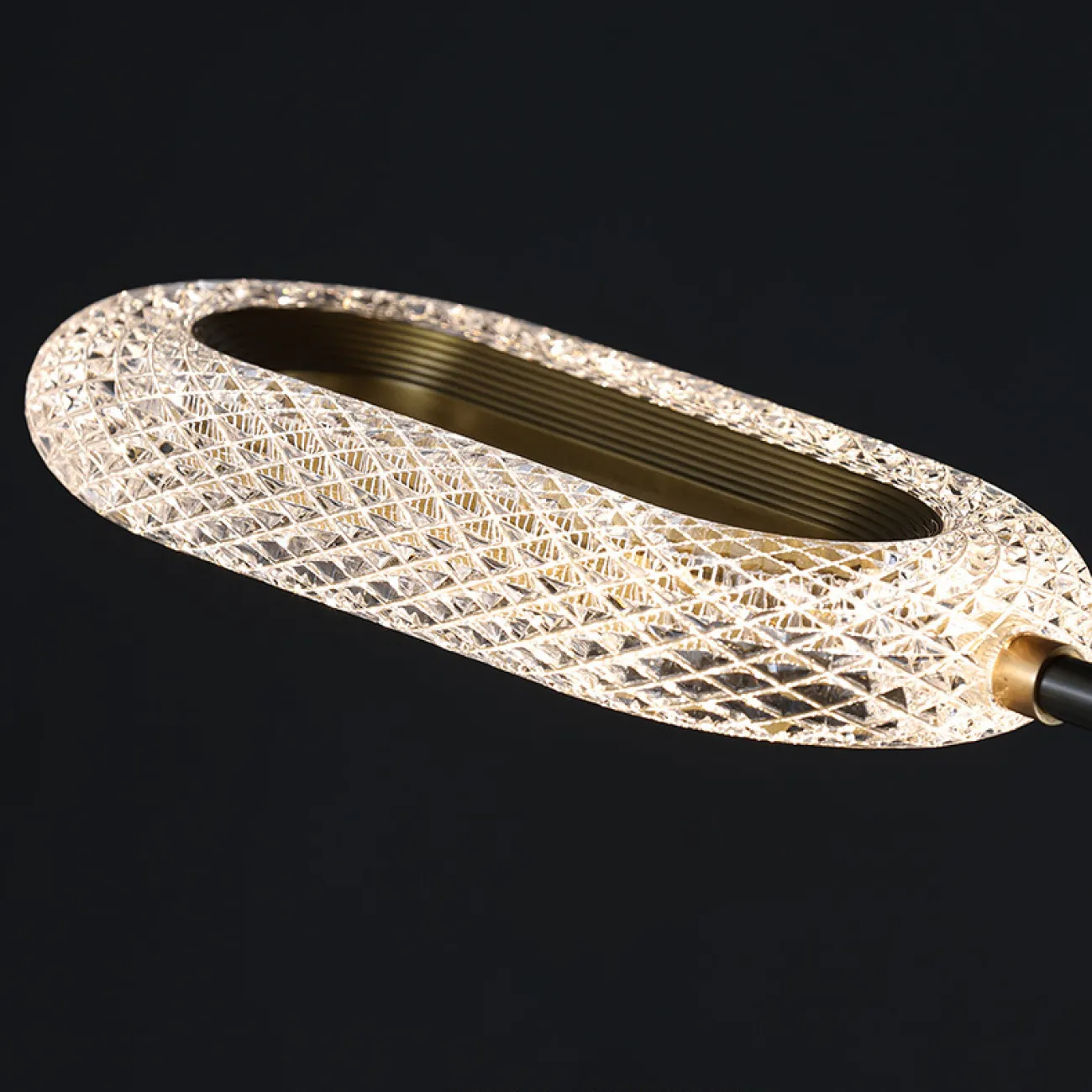 Потолочная люстра ALULA L8 от ImperiumLoft Потолочная люстра ALULA L8 от ImperiumLoft