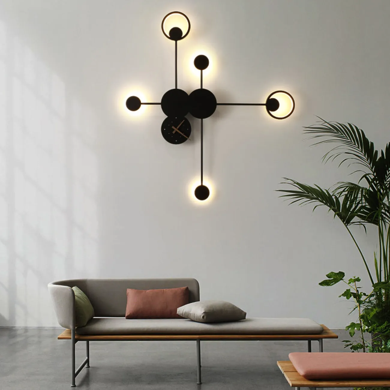 Настенный светильник DAGVOR Black от ImperiumLoft