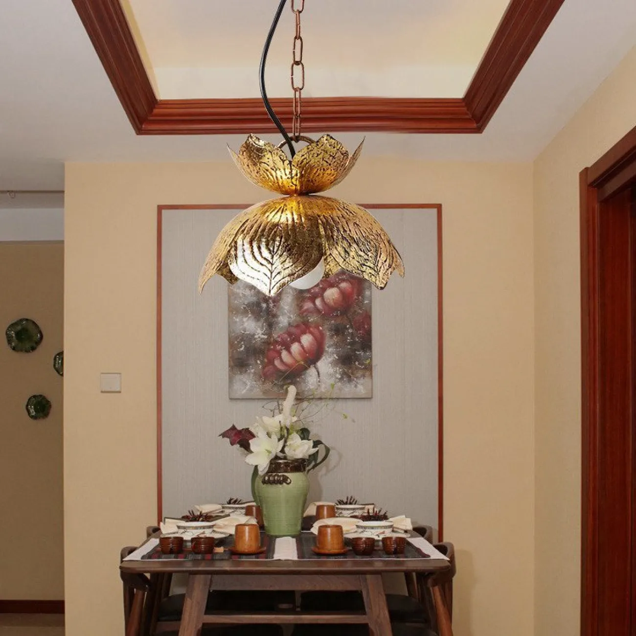 Люстра Lotus от ImperiumLoft