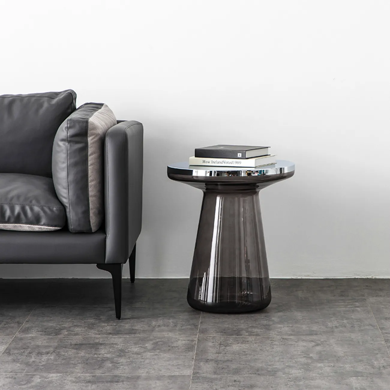 Дизайнерский журнальный столик LaLume-AP00260