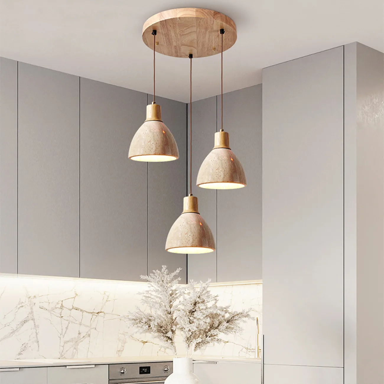 Готовая комбинация подвесных светильников с геометрическими плафонами из камня травертина с деревянной отделкой MELIUS TRIO A Dark brown Диск