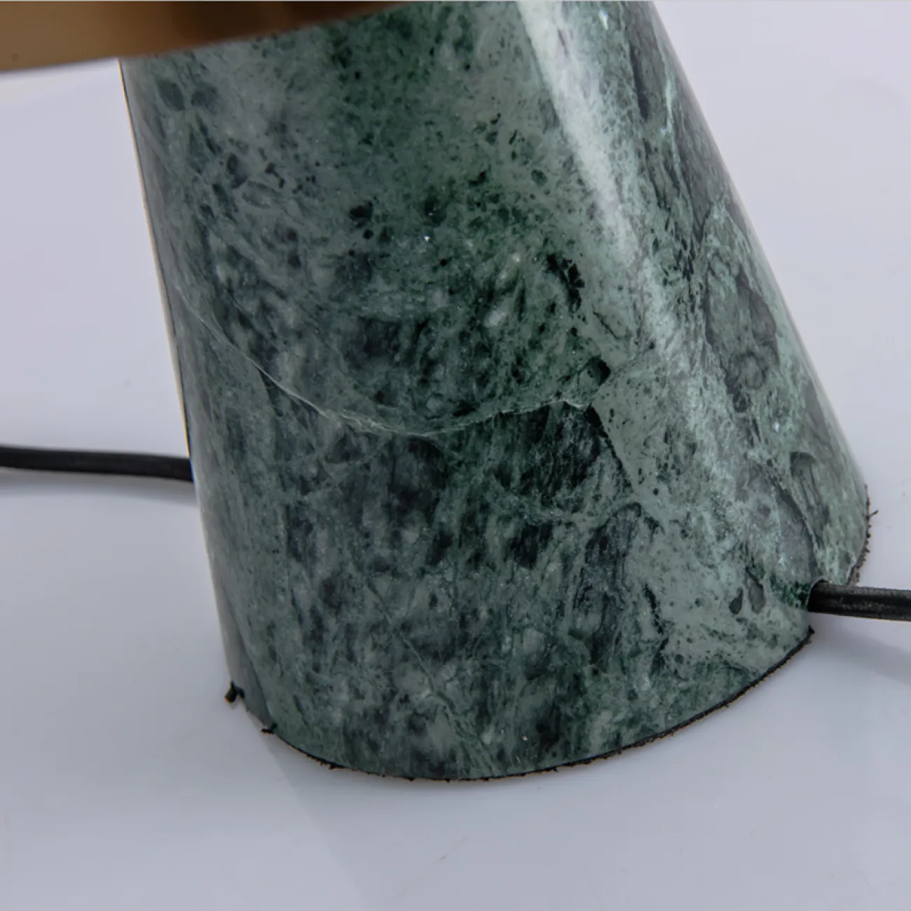 Настольная лампа Bascula от ImperiumLoft Настольная лампа Bascula от ImperiumLoft