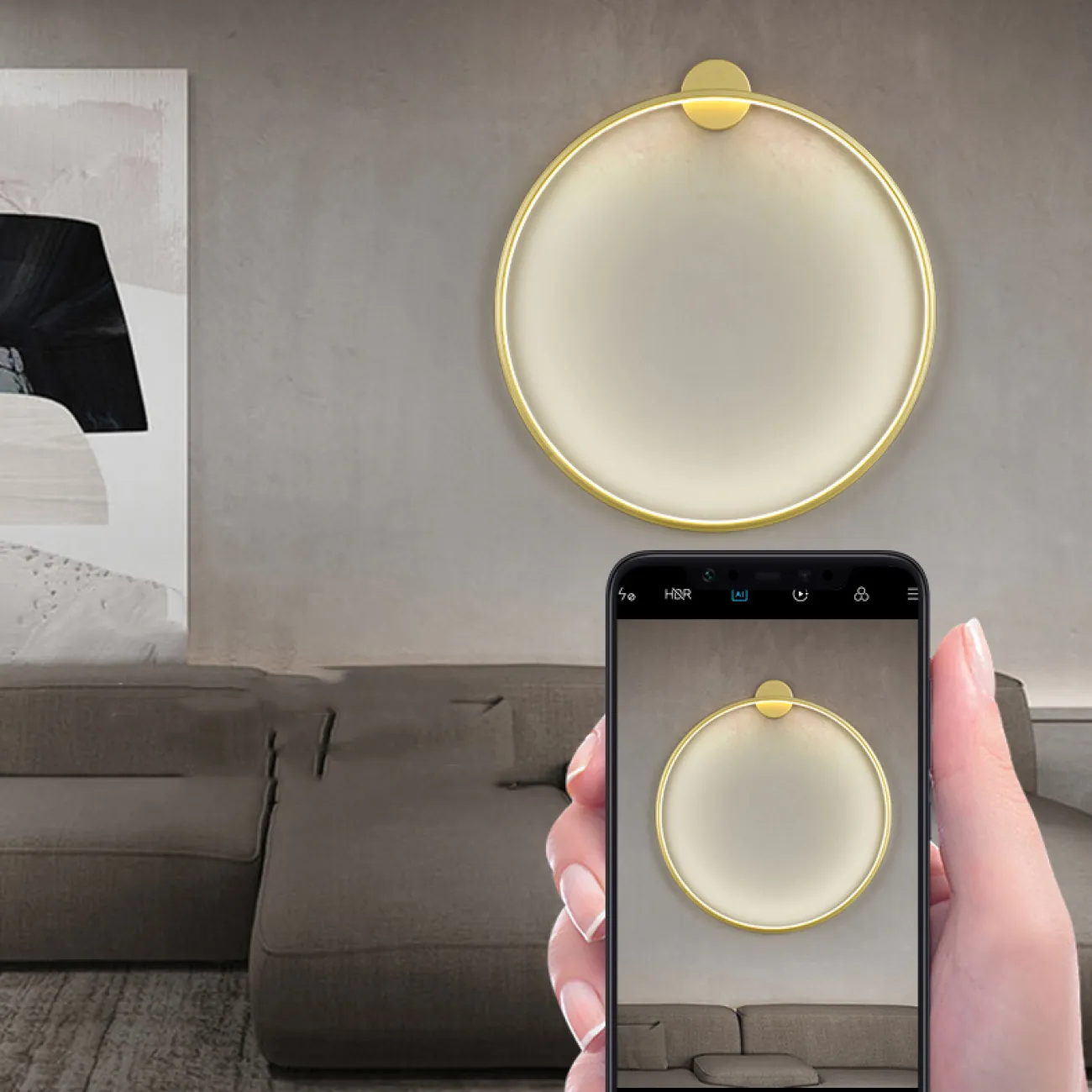 Серия настенных светильников в виде черных металлический колец разного диаметра с LED-подсветкой по контуру корпуса с круглым креплением GUARD B D80 Brass 4000К