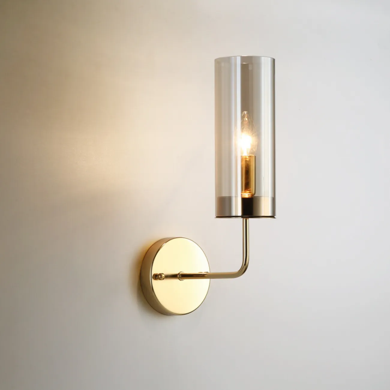 Настенный светильник Agne Brass Glass Tube wall light от ImperiumLoft