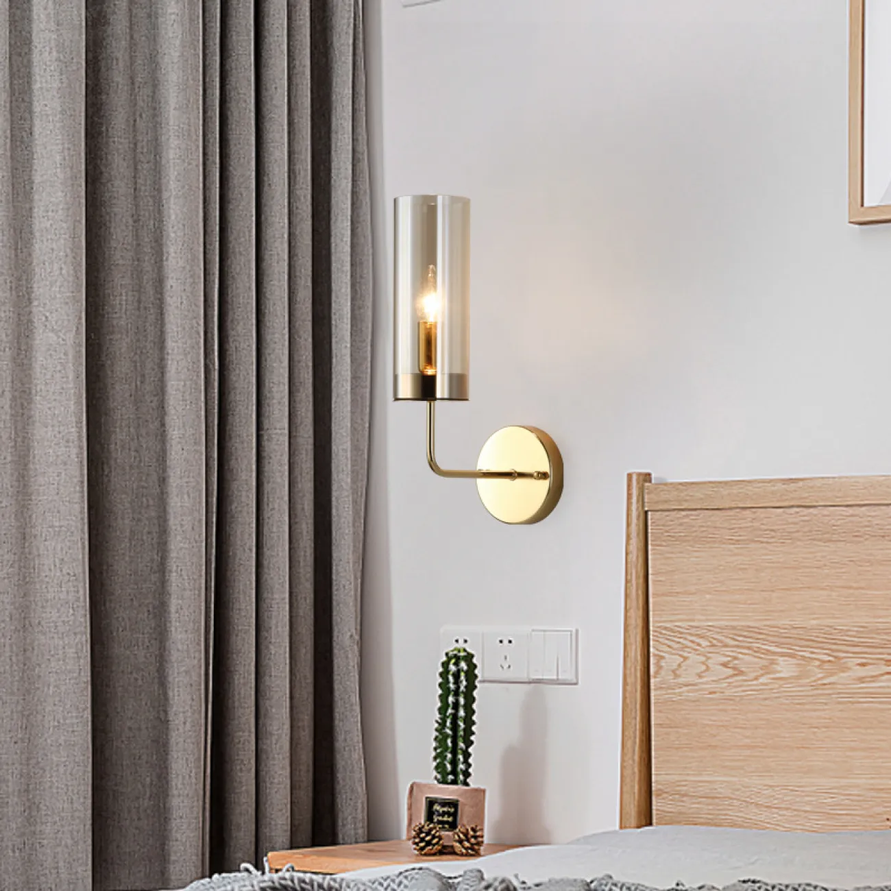 Настенный светильник Agne Blue Glass Tube wall light от ImperiumLoft Настенный светильник Agne Blue Glass Tube wall light от ImperiumLoft