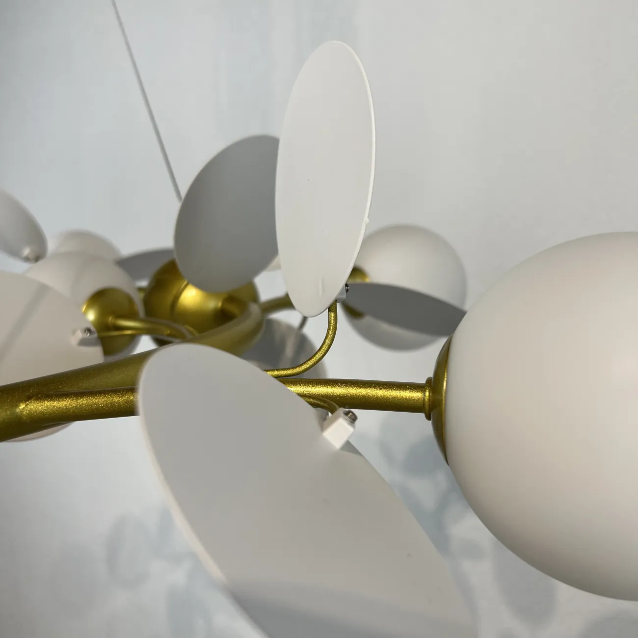 Кольцевая люстра MATISSE R SELF D70 от ImperiumLoft Кольцевая люстра MATISSE R SELF D70 от ImperiumLoft