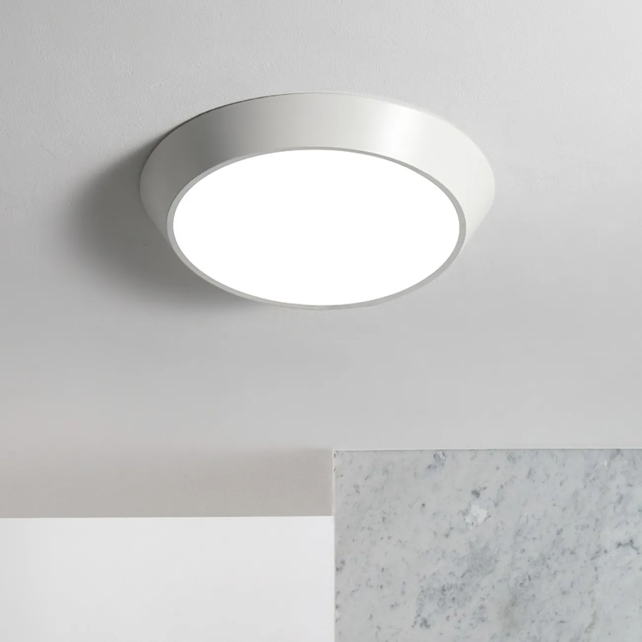 Потолочный светодиодный светильник KEYES от ImperiumLoft Потолочный светодиодный светильник KEYES от ImperiumLoft