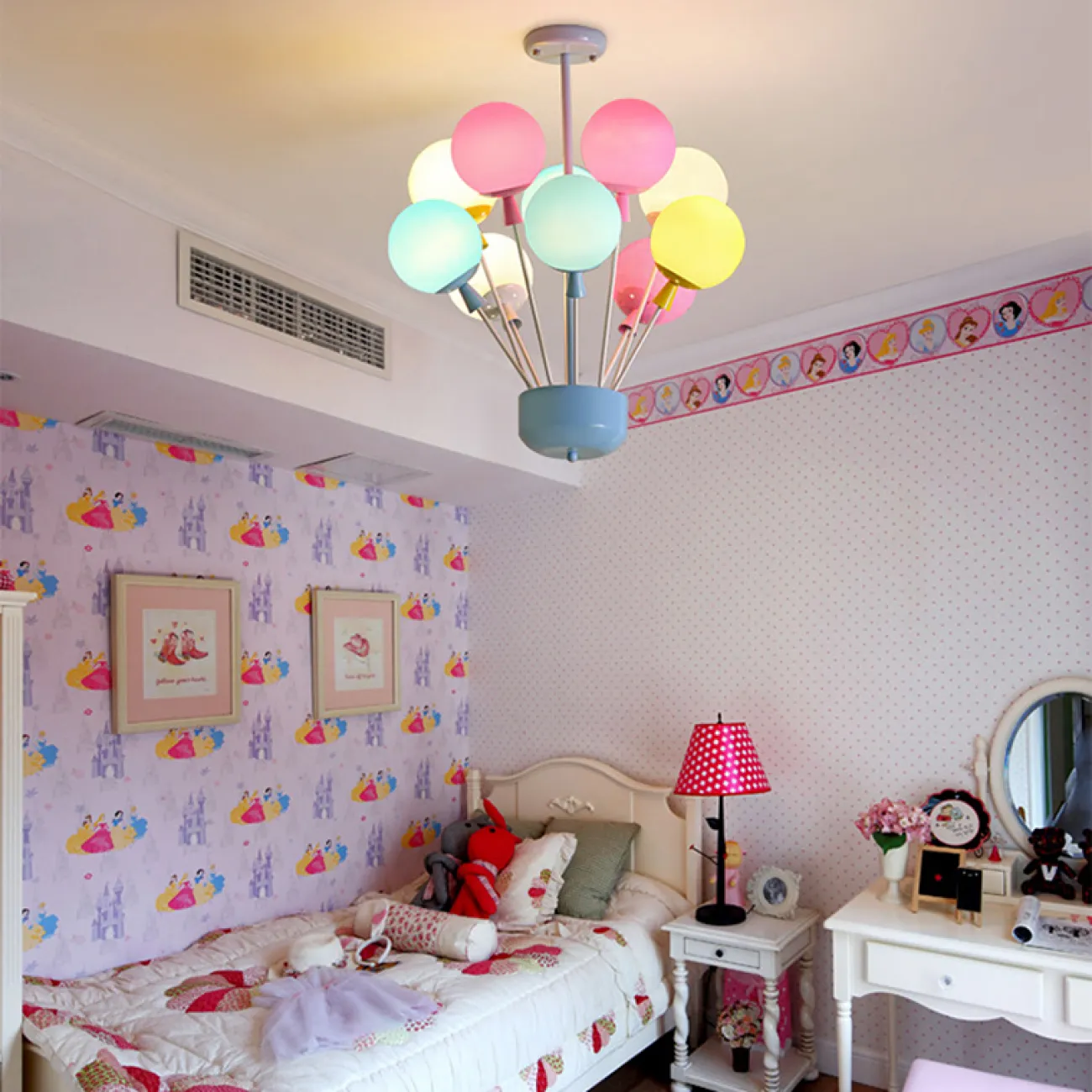 Люстра BALLOON-UP A от ImperiumLoft