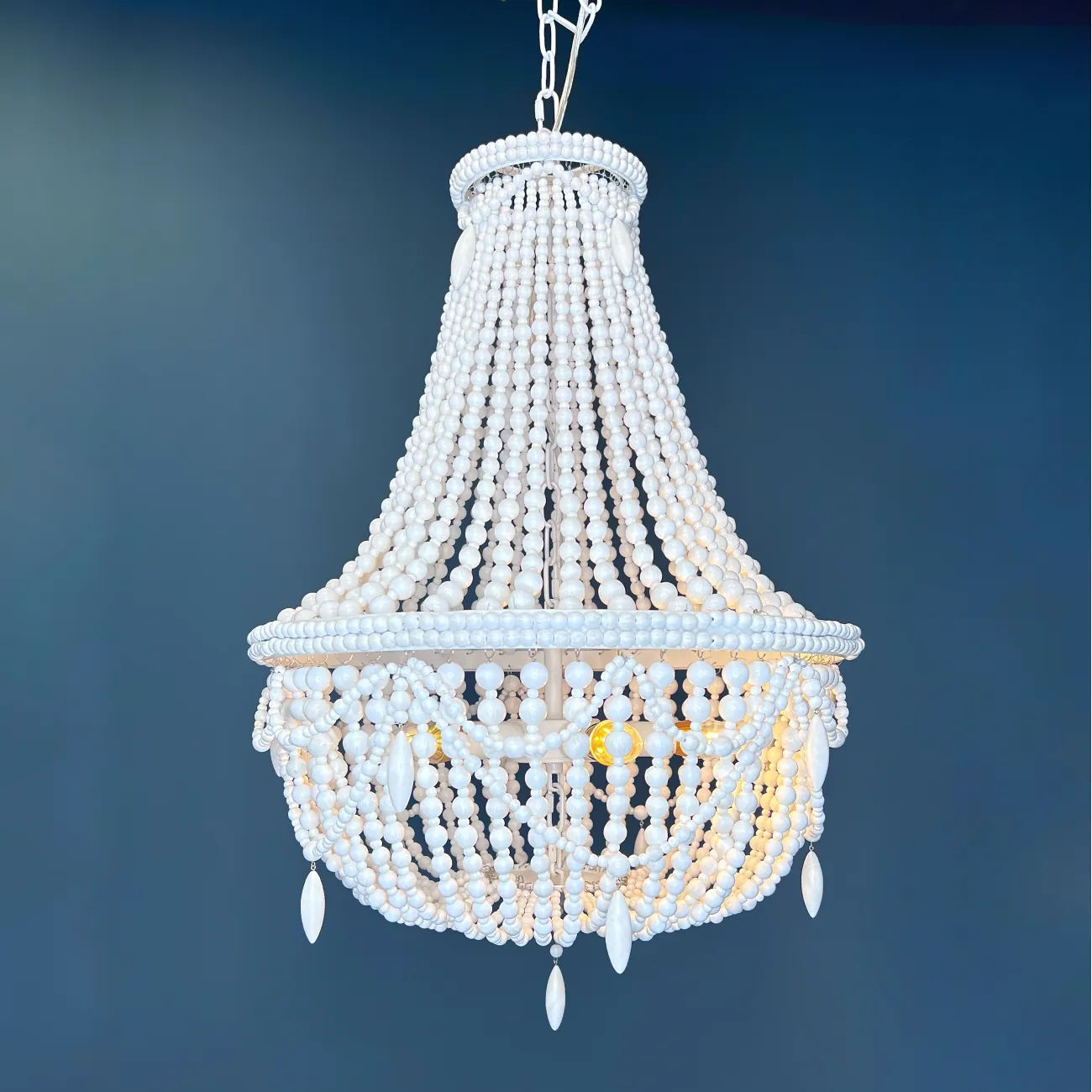 Люстра RH Anselme White Wood Large Chandelier от ImperiumLoft