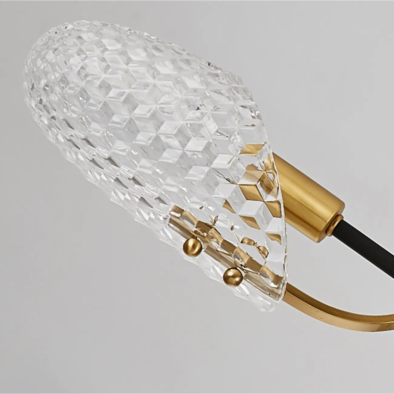 Потолочная люстра LORAINE L6 Brass от ImperiumLoft Потолочная люстра LORAINE L6 Brass от ImperiumLoft