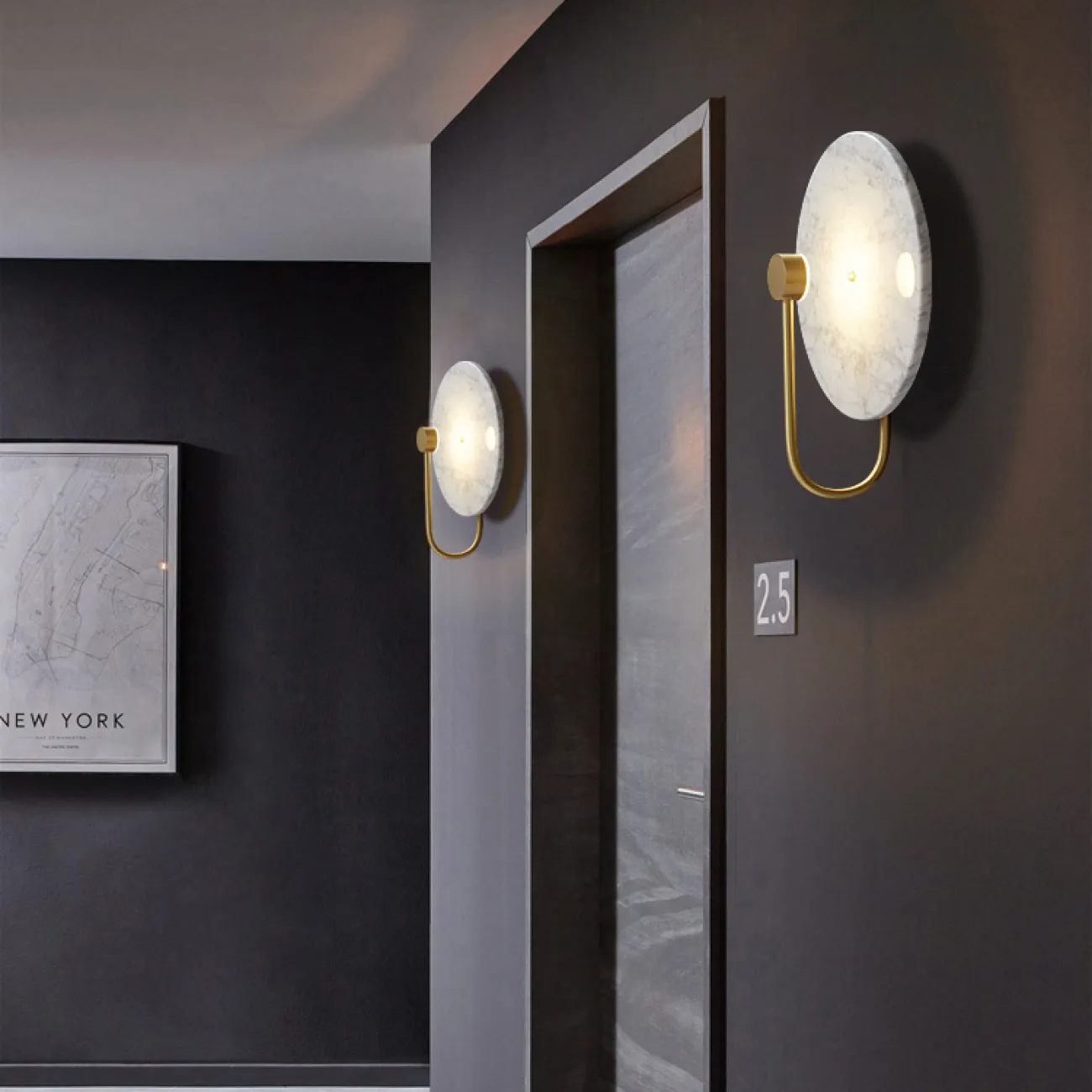 Серия настенных светодиодных светильников с точечным источником на дисковидном основании из мрамора HOLSTEN Green