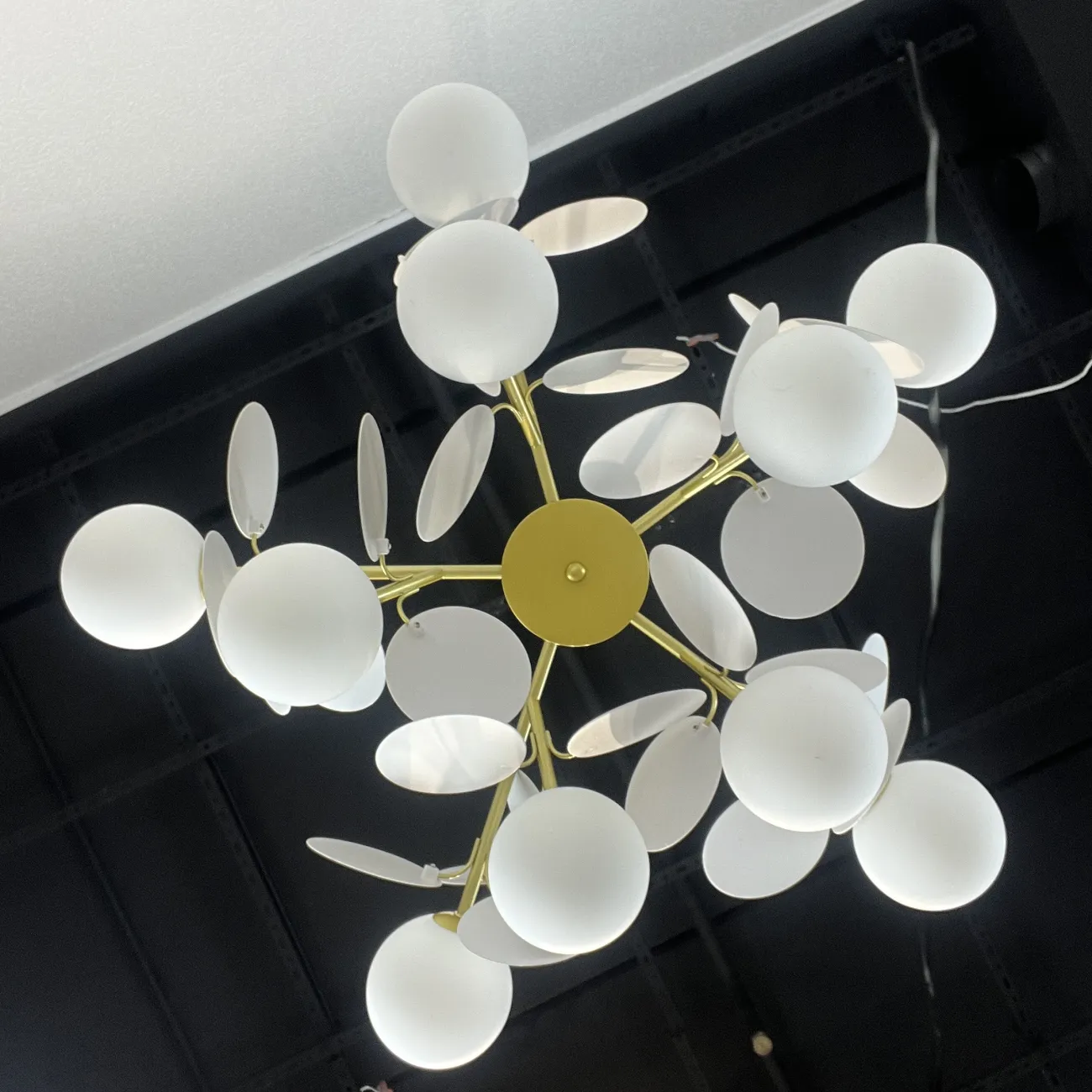 Люстра MATISSE SELF D67 от ImperiumLoft Люстра MATISSE SELF D67 от ImperiumLoft