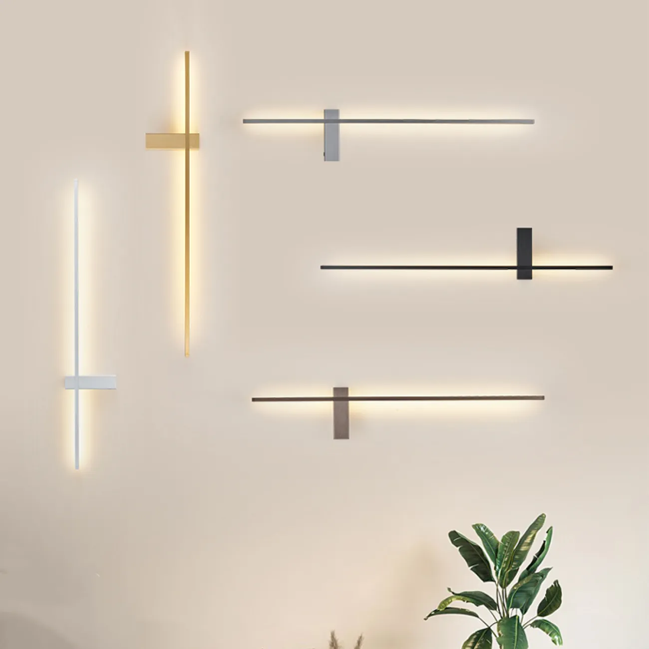 Серия настенных светильников в минималистичном стиле в виде вытянутой прямоугольной стойки с LED-подсветкой GIA COLOR Black